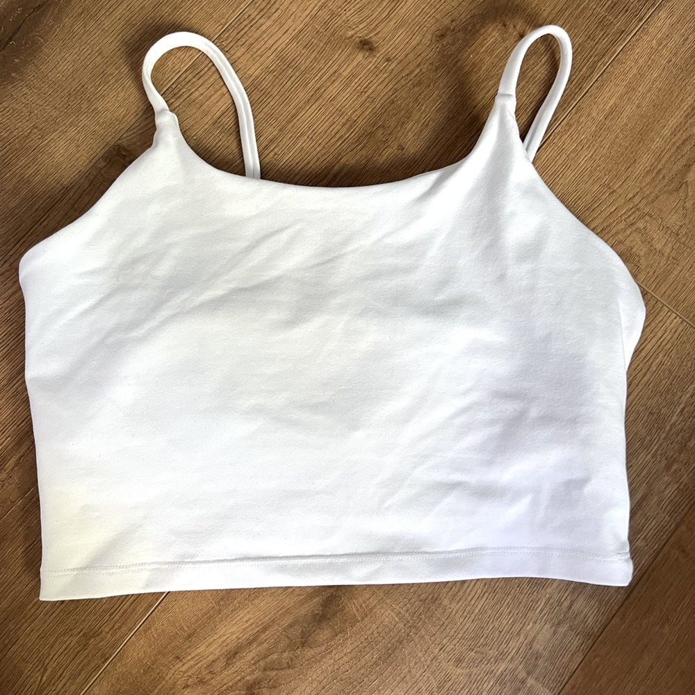 White lululemon tank top